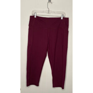 Victoria Sport Knockout Capri Leggings Purple Raspberry Size XL